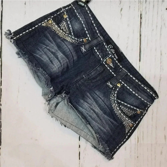 Cello 2‎ blue jeans embellished denim shorts - Picture 2 of 4